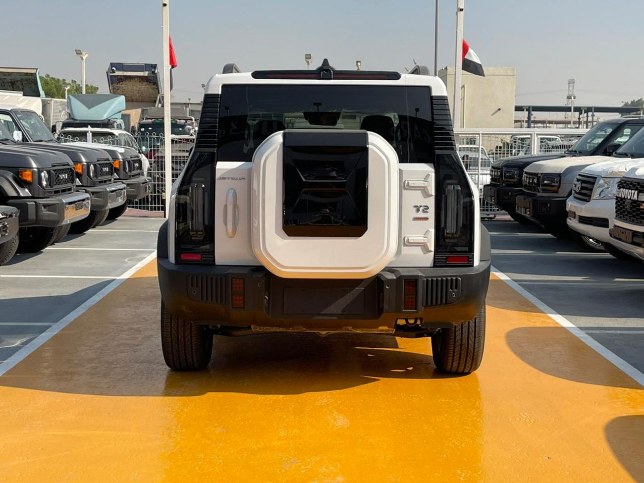 Jetour T2 Luxury Jetour T2 travel+ 2.0L PETROL 7SPEEDS FULL OPTION/ MIDDLE EAST SPECS