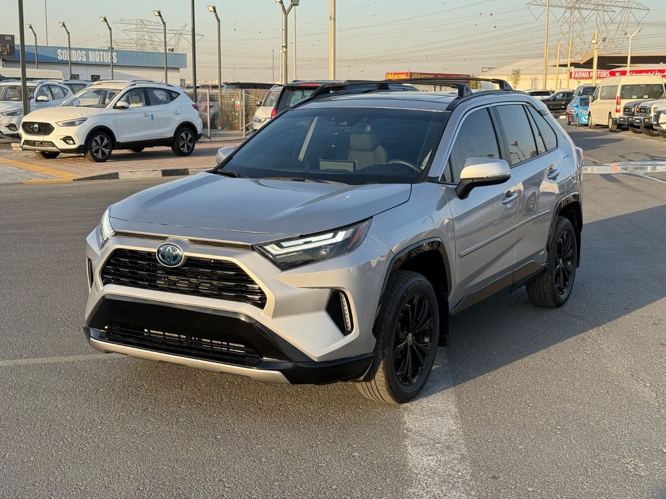 Toyota RAV4 2023 TOYOTA RAV4 SE HYBRID 4x4 IMPORTED FROM USA