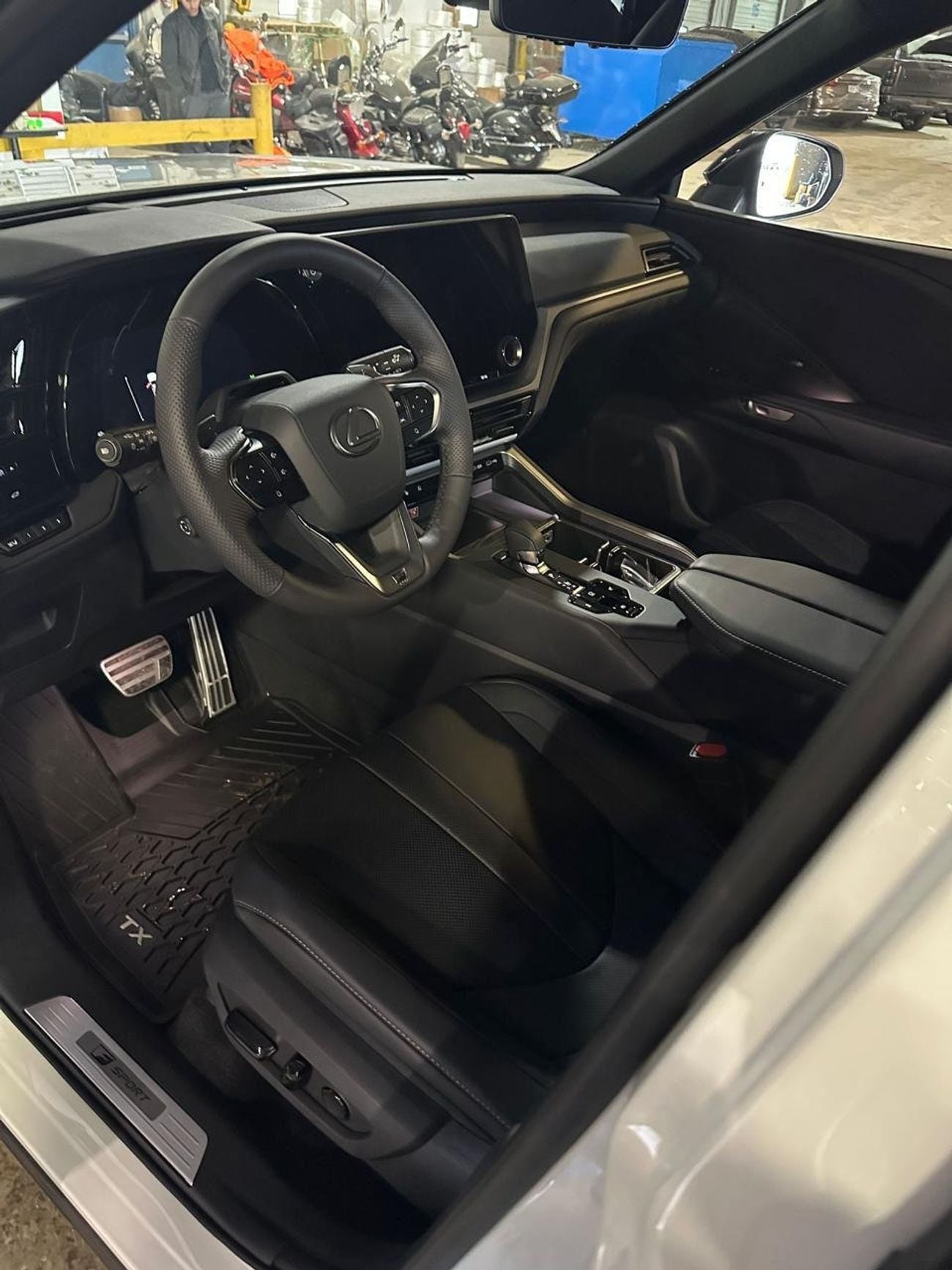 لكزس TX 500h 