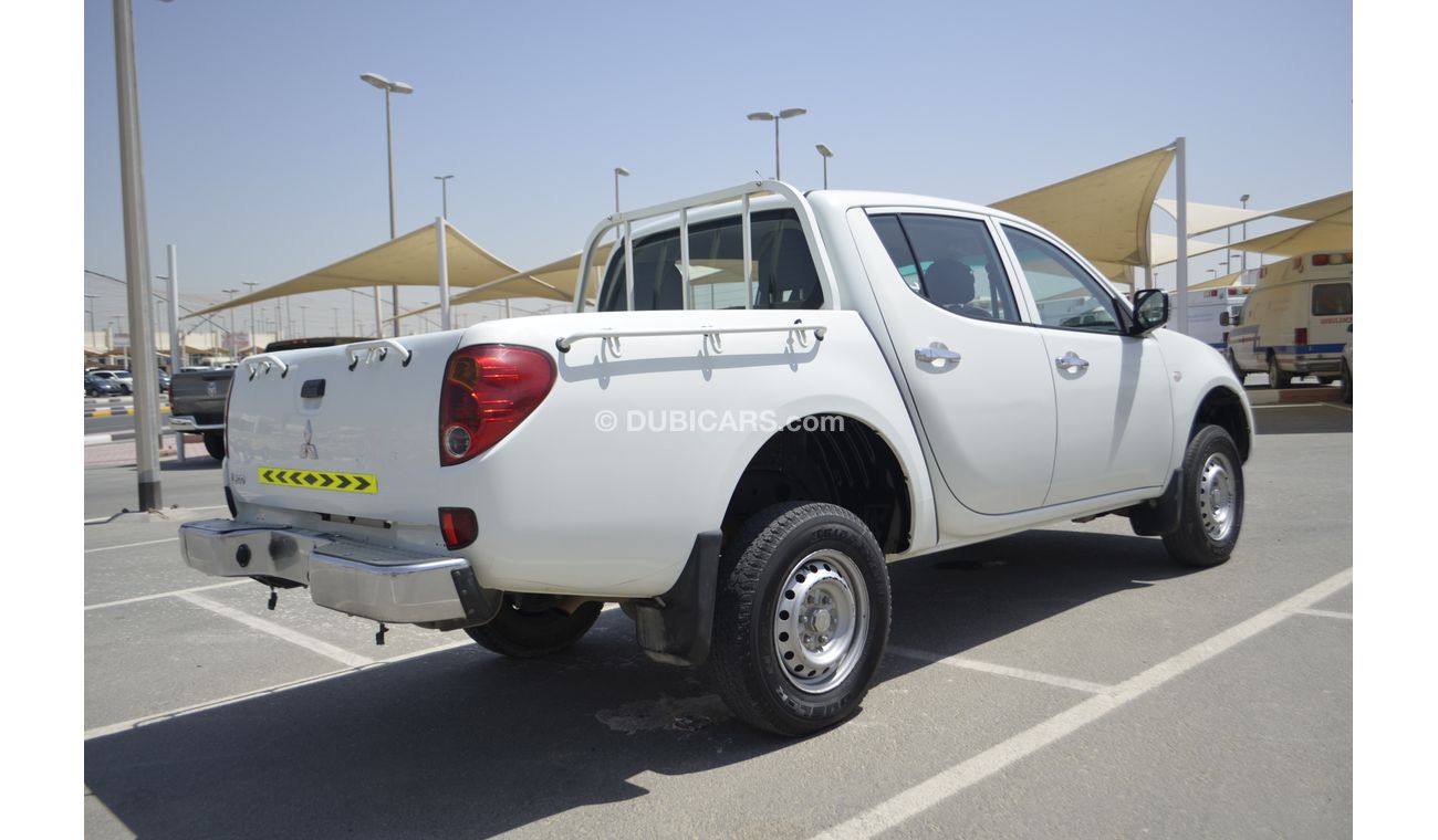Mitsubishi L200 4X4 DOUBLE CABIN PICK UP GCC SPECS