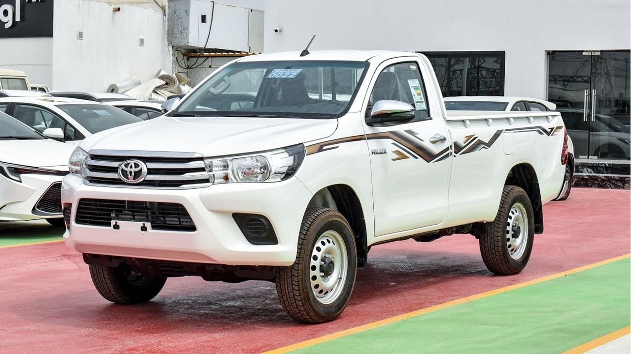 Toyota Hilux 2.7L Single Cabin M/T 4WD