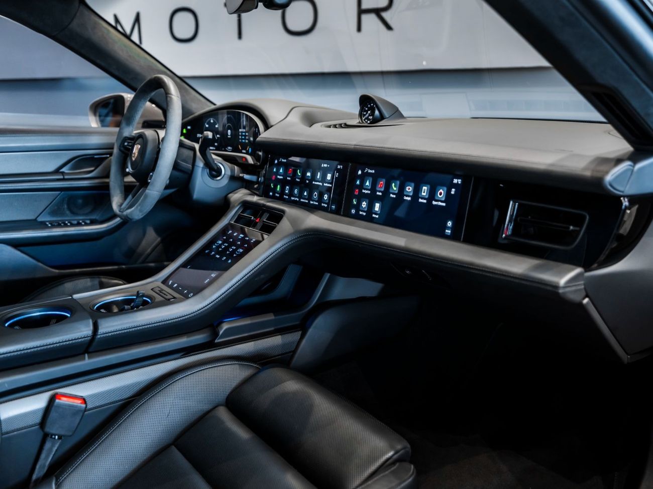 بورش تايكان 2023 Porsche Taycan GTS, 2026 Porsche Warranty, Full Service History, Low KMs, GCC