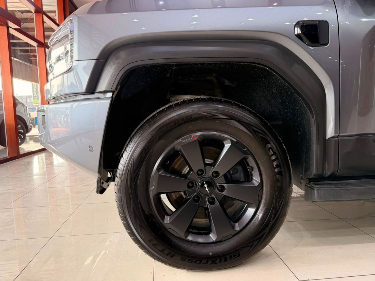 بي واي دي ليوبارد 5 ULTRA