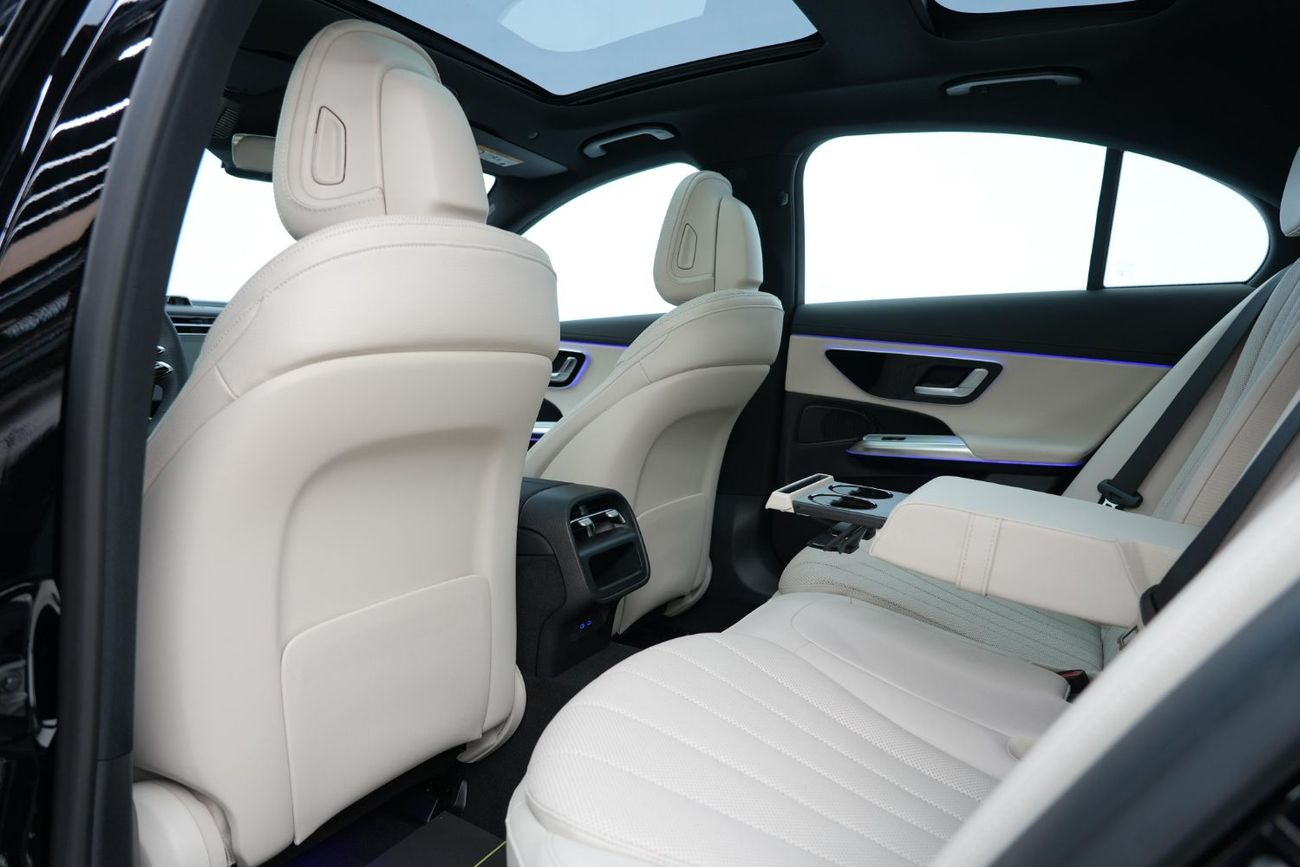 مرسيدس بنز E200