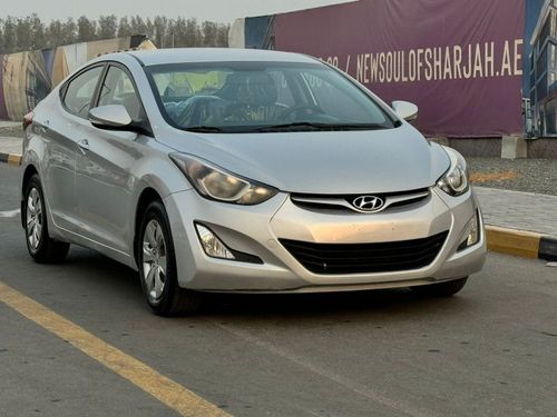 Hyundai Elantra GL In excellent condition inside and out
