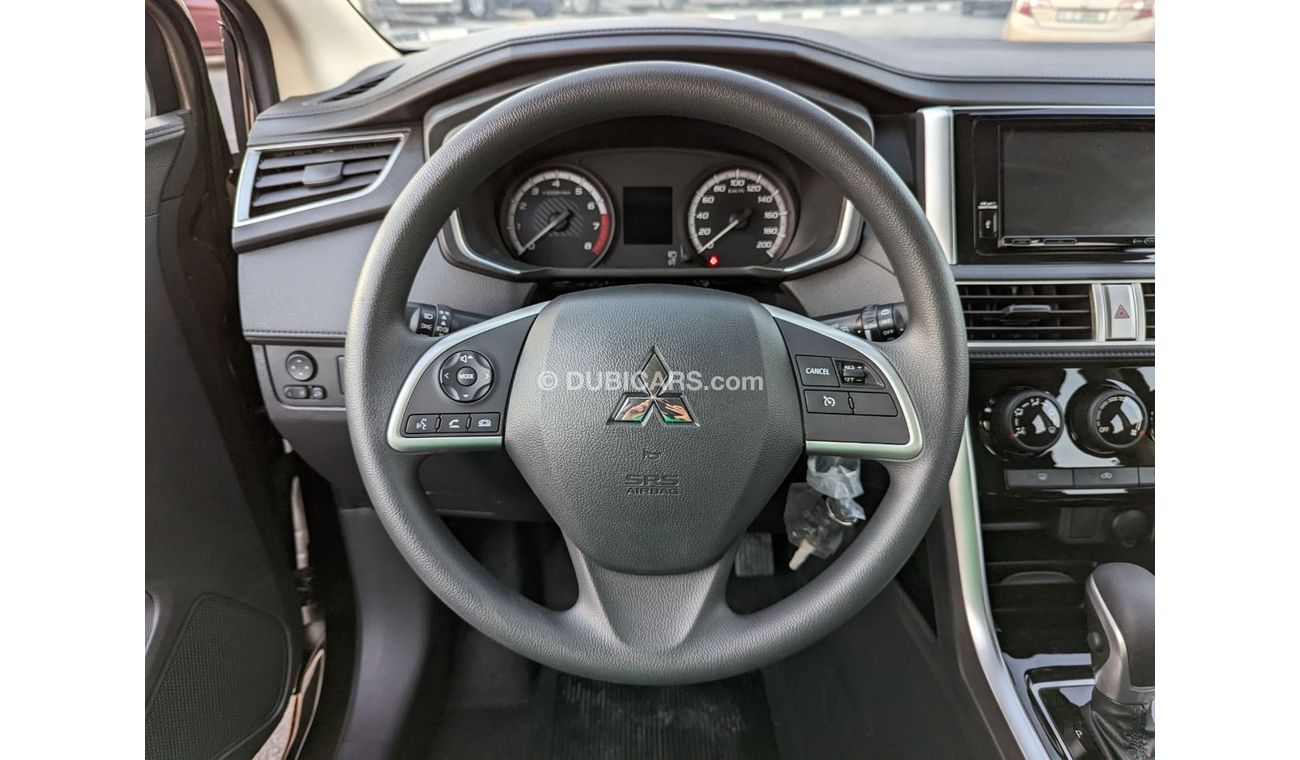 Mitsubishi Xpander MITSUBISHI XPANDER 1.5L MIDLINE 2022