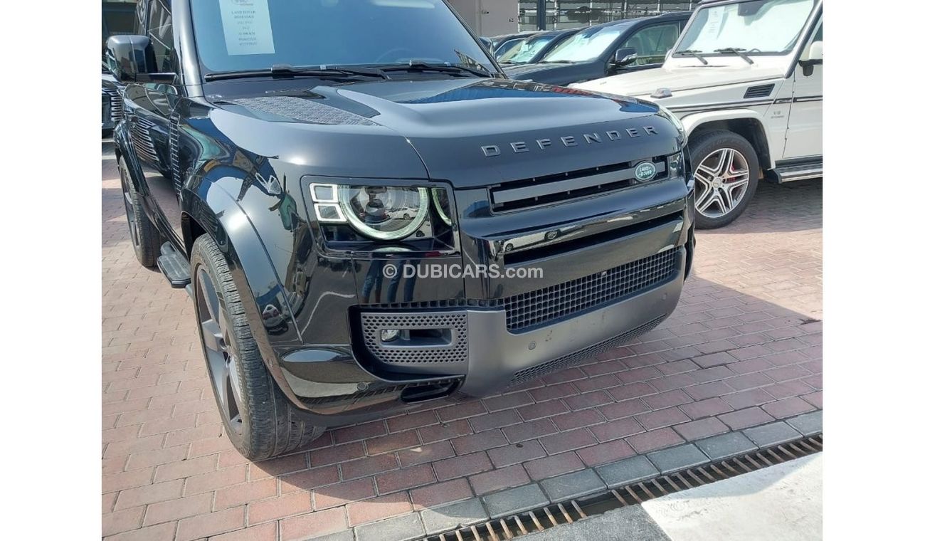 Land Rover Defender 110 HSE P400 Land Rover Defender 2022 V6 Al Tayer warranty: five years or 150,000 with service contr