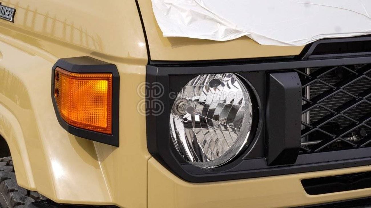 Toyota Land Cruiser 70 LC 76 Hard Top 4.0L