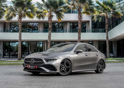 مرسيدس بنز A 200 A200 AMG | 2,155 P.M | 0% Downpayment | 2028 WARRANTY!