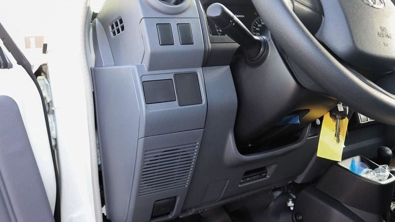 Toyota Land Cruiser Pick Up LC79 4.2L Diesel 6-Cylinder 2025YM [Open Destination]