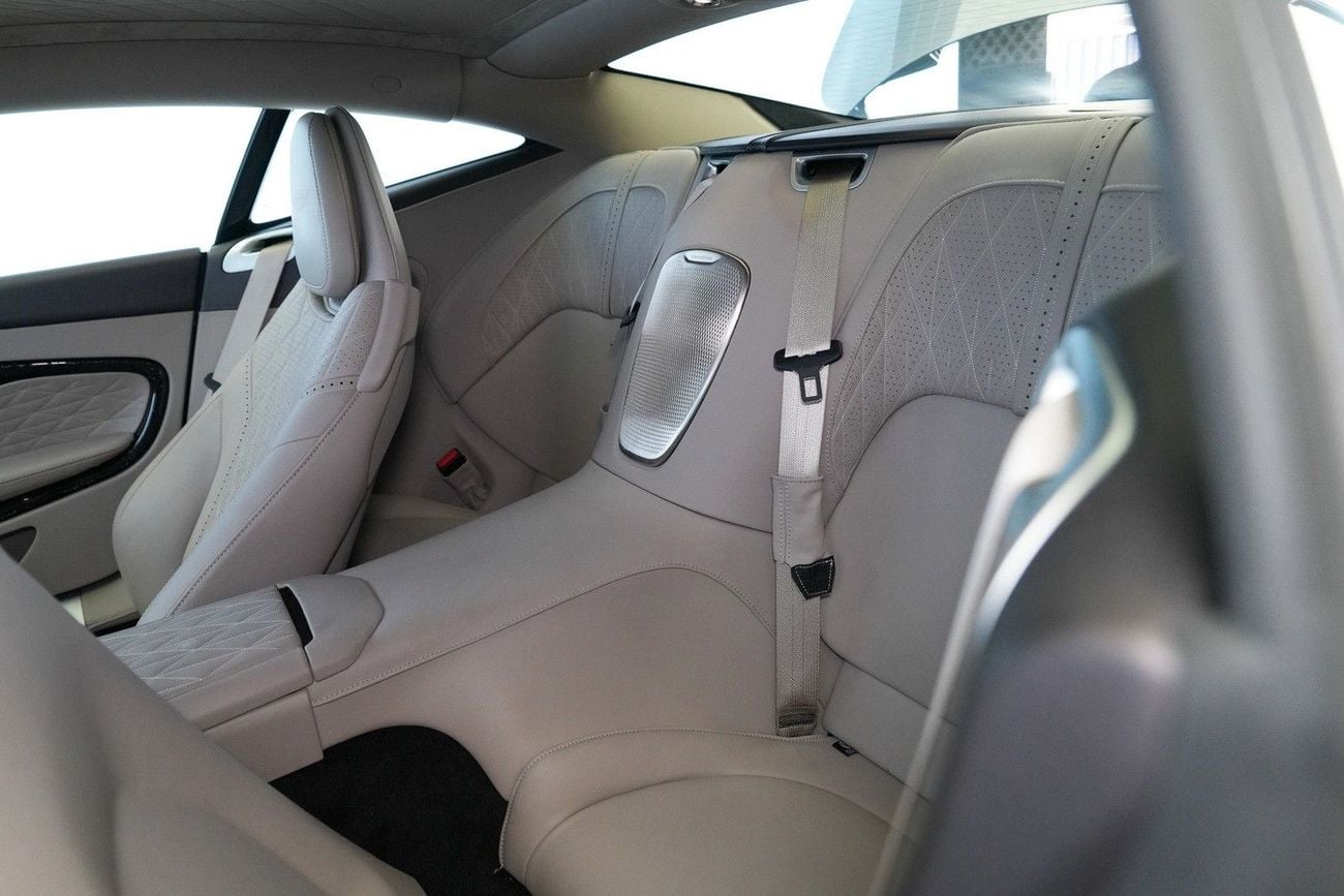 Aston Martin DB12 STD