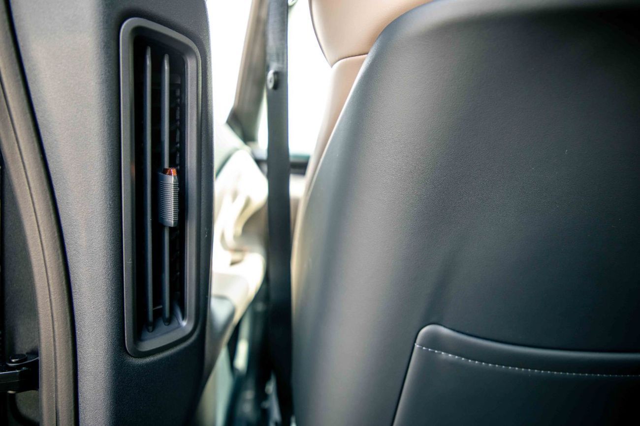 لينك أند كو Z10 2025 Lynk & Co Z10 Max - Fluid Grey Inside Beige