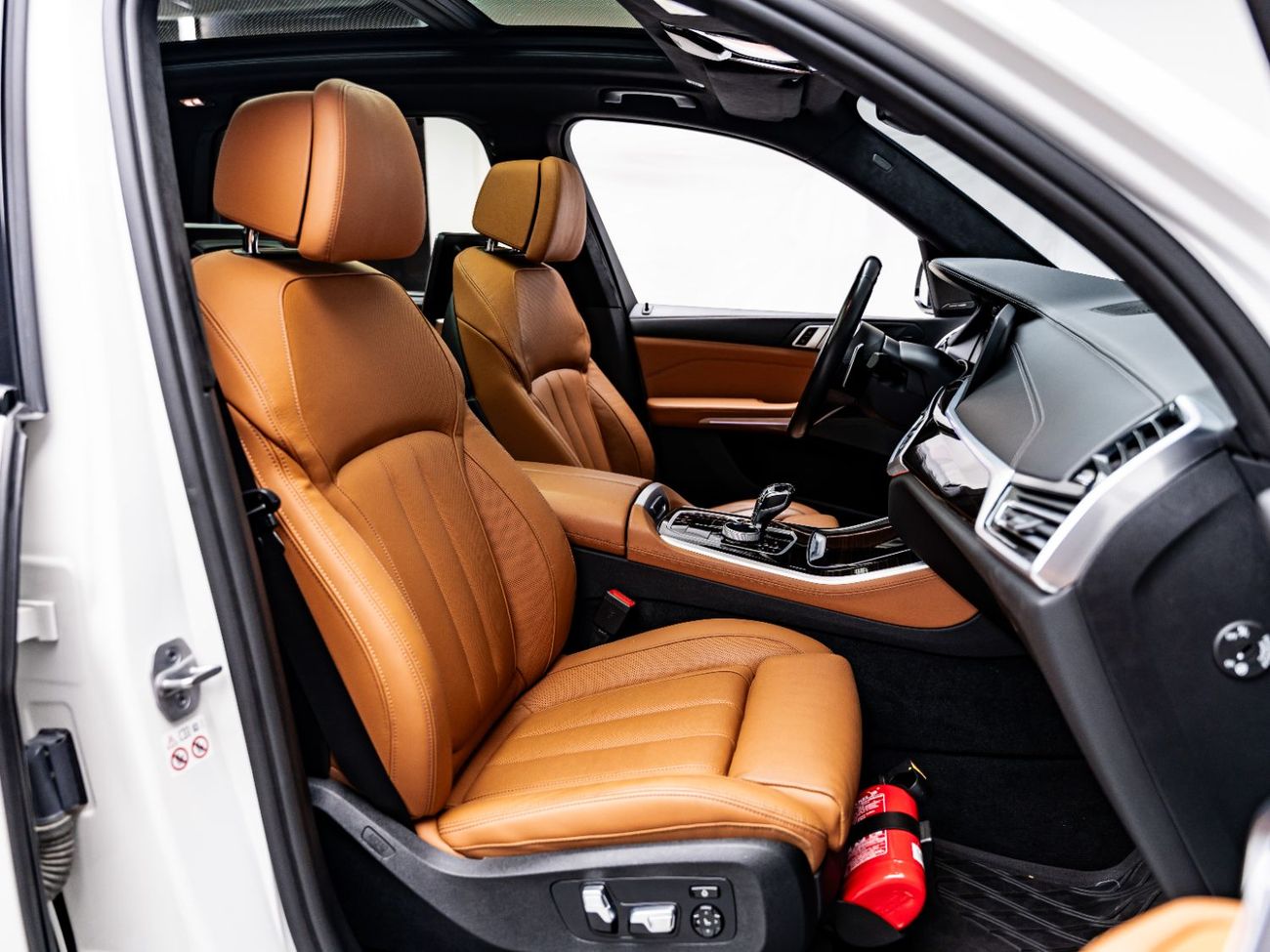 بي أم دبليو X5 M50i 4.4L