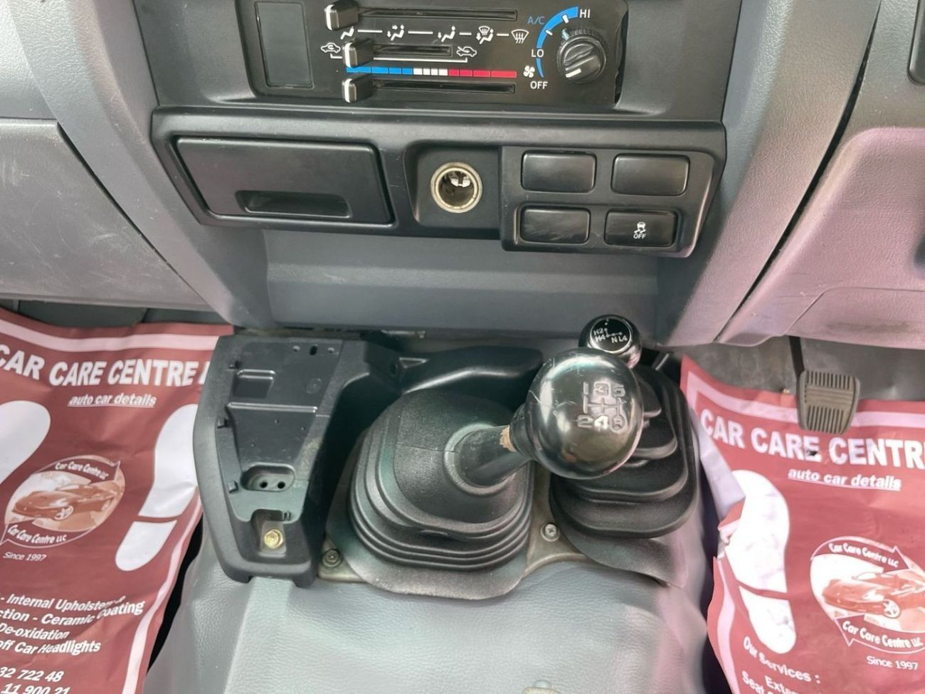 تويوتا لاند كروزر بيك آب diesel 4.5 liter manual gear right hand drive