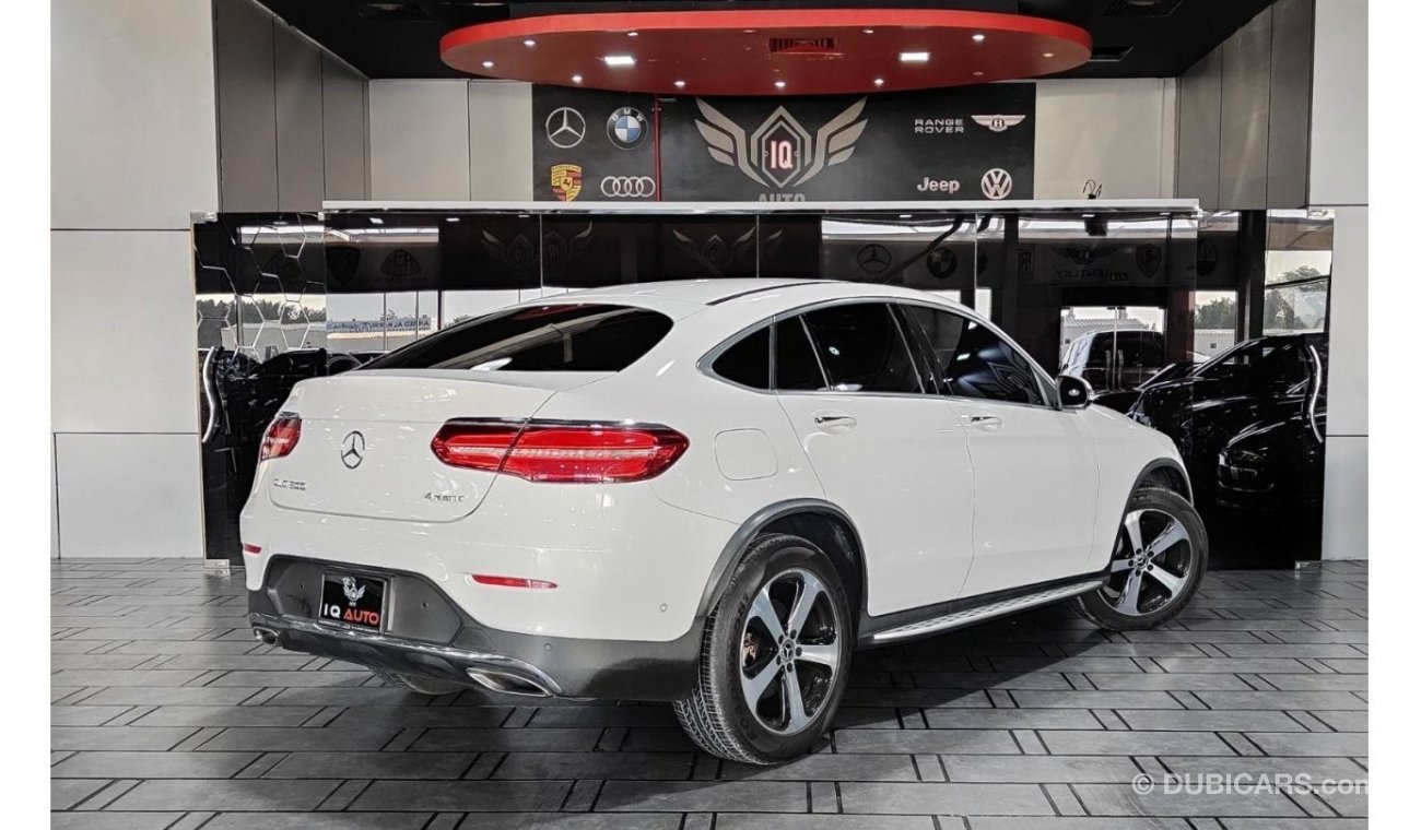 مرسيدس بنز GLC 300 AED 2,900 P.M | 2019 MERCEDES-BENZ GLC 300 AMG INTERIOR  COUPE | GCC | UNDER WARRANTY