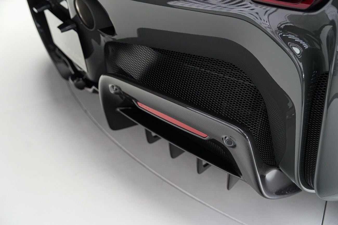Ferrari SF90 ASSETTO FIORANO