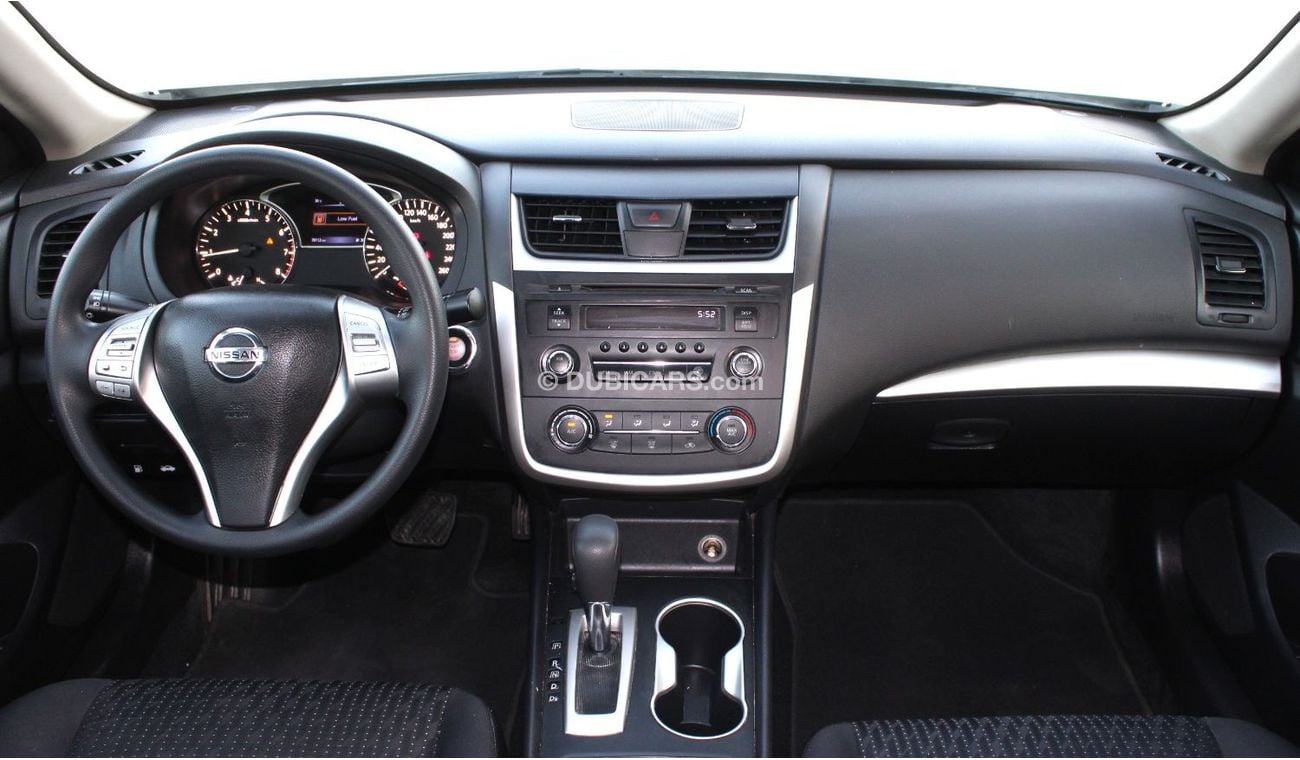 Nissan Altima S NISSAN ALTIMA 2017 WHITE GCC EXCELLENT CONDITION WITHOUT ACCIDENTS