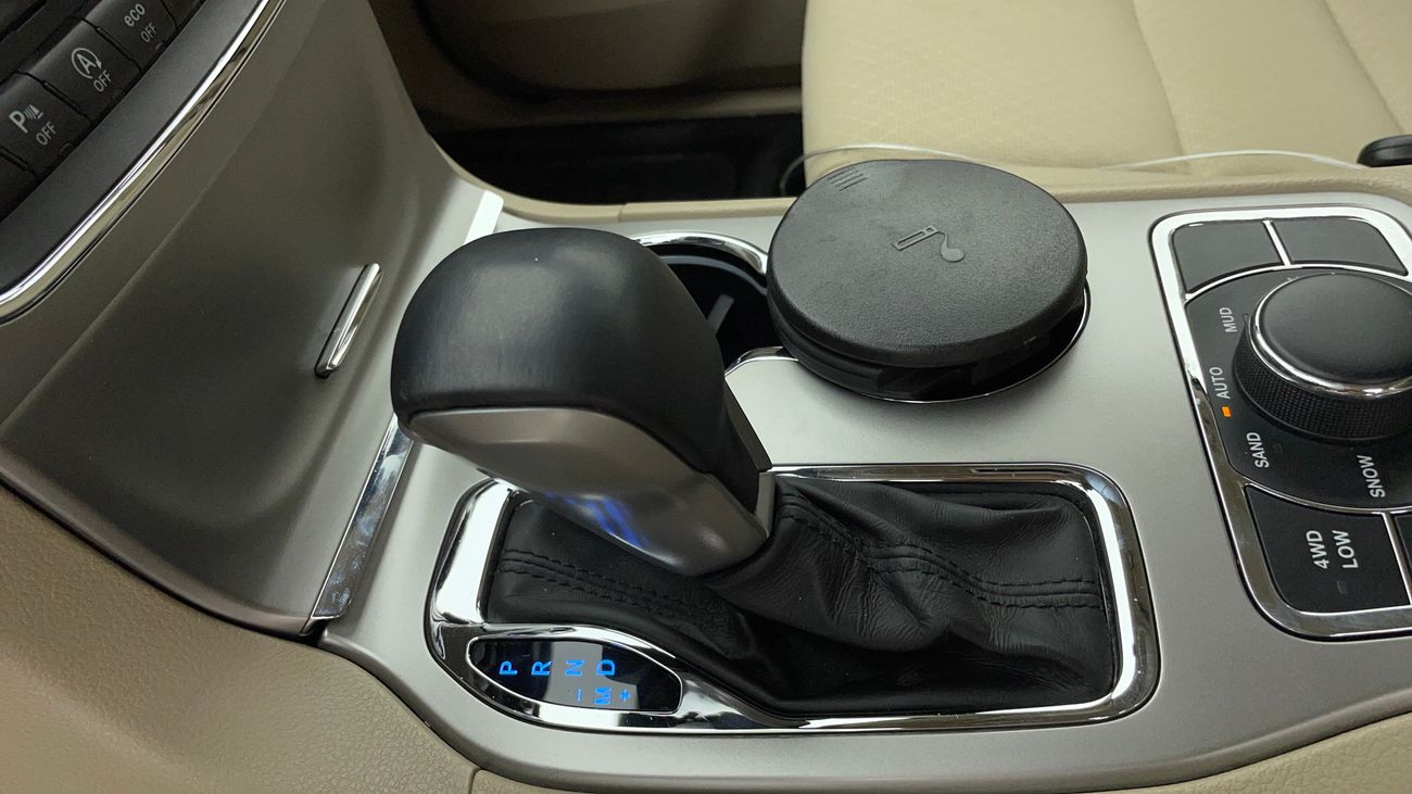 جيب جراند شيروكي LAREDO 3.6 | بدون دفعة مقدمة | اختبار القيادة في المنزل