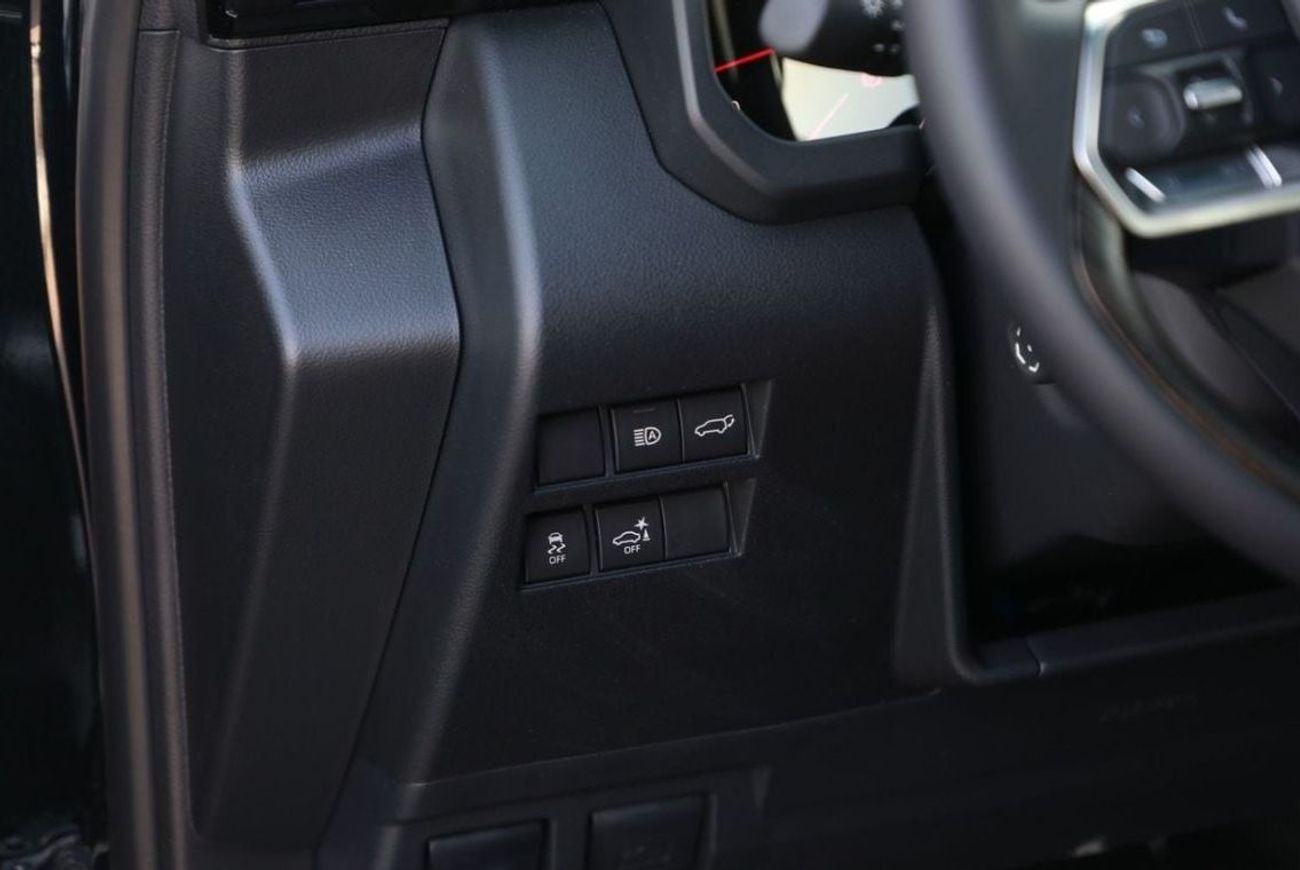 تويوتا لاند كروزر LC300 3.3 TWIN TURBO DIESEL VXR WITH RADAR 2024 MODEL