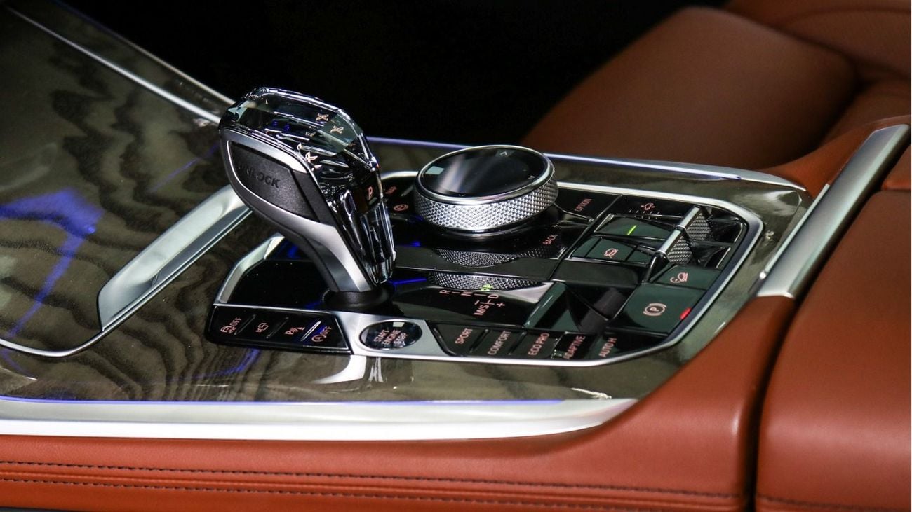 BMW X7 XDrive 50i M Kit