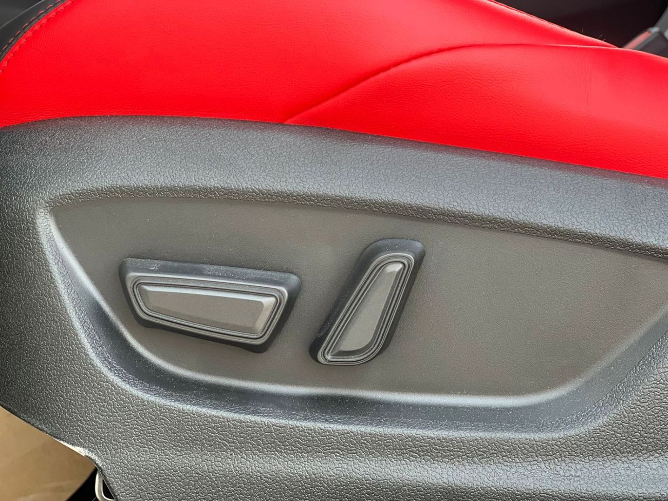 Toyota Frontlander 2.0L HYBRID TOP OPTION