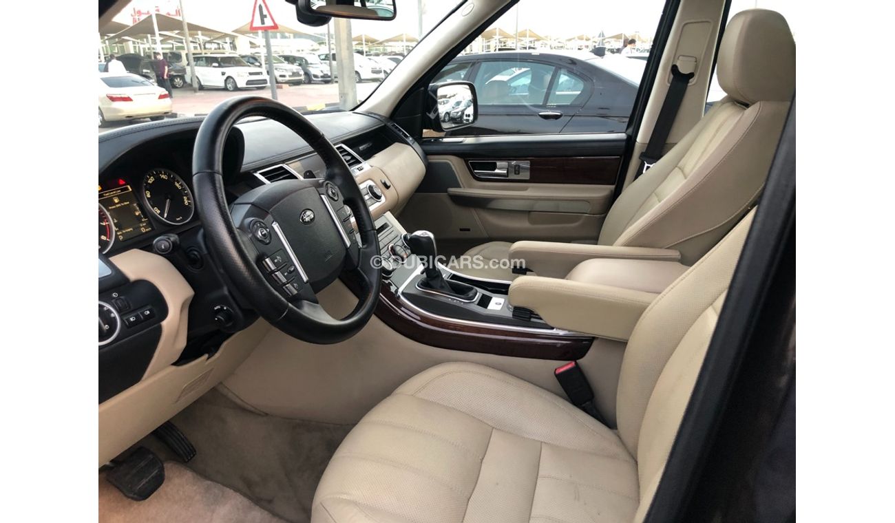 لاند روفر رينج روفر سبورت موديل 2011 خليجي فل مواصفات كراسي جلد ومثبت سرعه وتحكم كهربي كامل ونظام صوت ممتاز وكاميرا خلفيه ومدخ