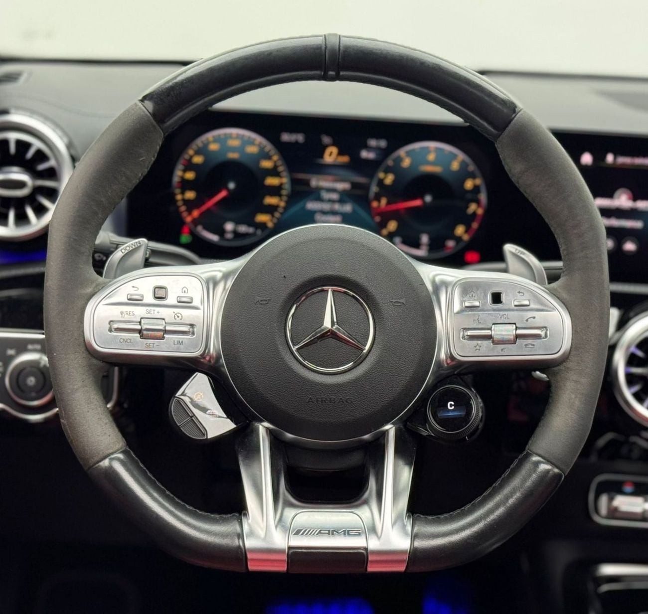 مرسيدس بنز A 35 AMG STD