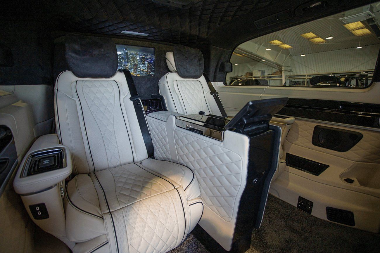 مرسيدس بنز V 300 Senzati GCC VIP Mercedes-Benz Approved Conversion