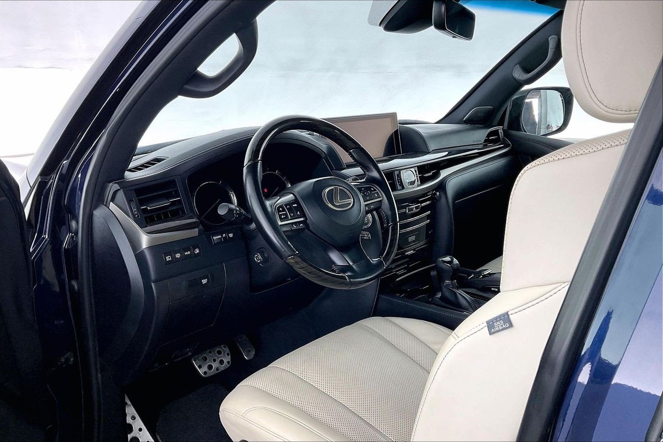 لكزس LX 570 Signature | upto AED 20,000 Ramadan Discount | شامل الضمان | 0 ﺪﻔﻋﺓ ﺃﻮﻟﻯ