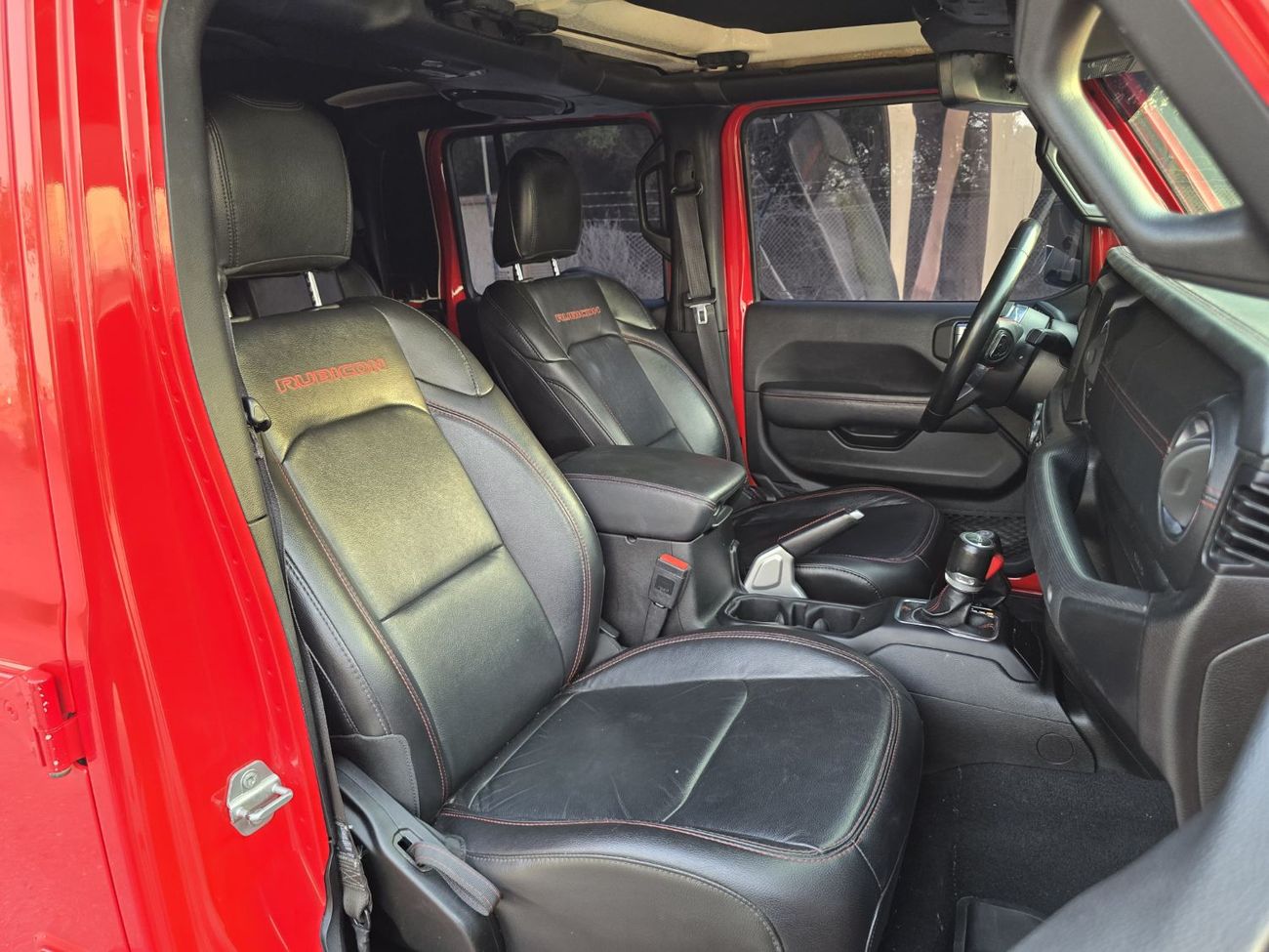 Jeep Gladiator GLADIATOR RUBICON 2020 GCC // ORGINAL PAINT // ACCIDENT FREE // PERFECTR CONDITION