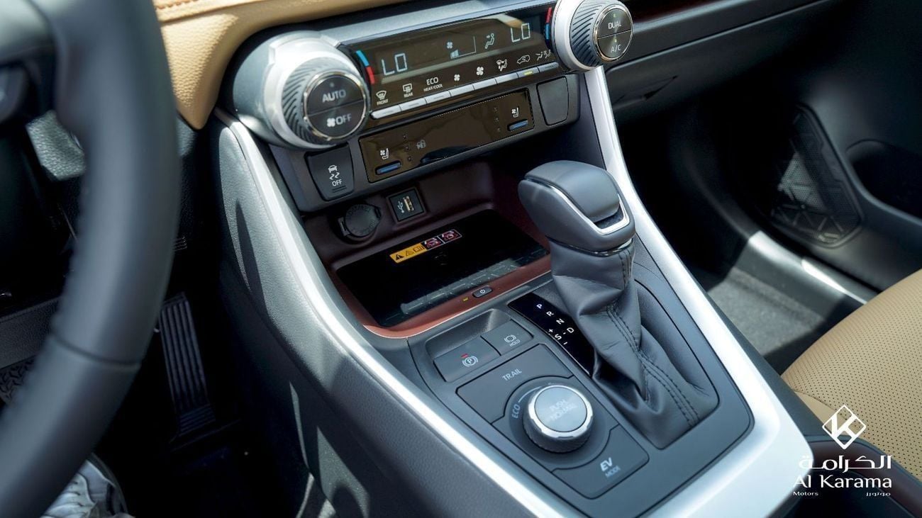 Toyota RAV4 Full Option | Seat Memory | Wireless Charger | Panoramic Sunroof | GCC Specification