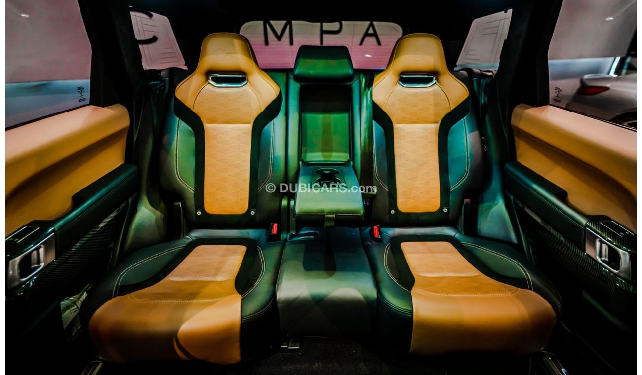 Land Rover Range Rover Sport 2019 Range Rover Sport SVR Carbon Edition, Land Rover Warranty + Service, Low KMs, GCC