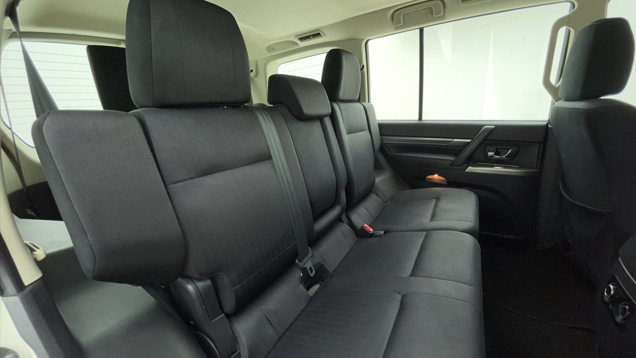 Mitsubishi Pajero GLS MID 3 | Zero Down Payment | Home Test Drive