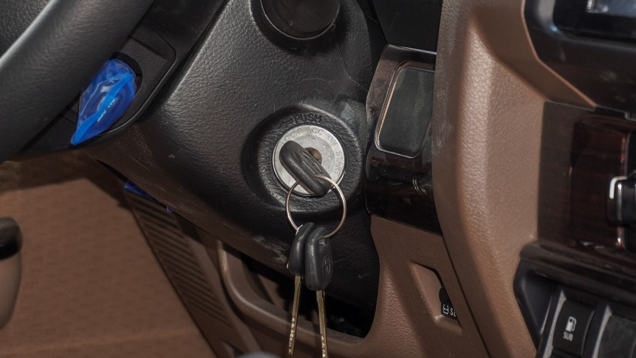 Toyota Land Cruiser Pick Up LX 4.0 L V6