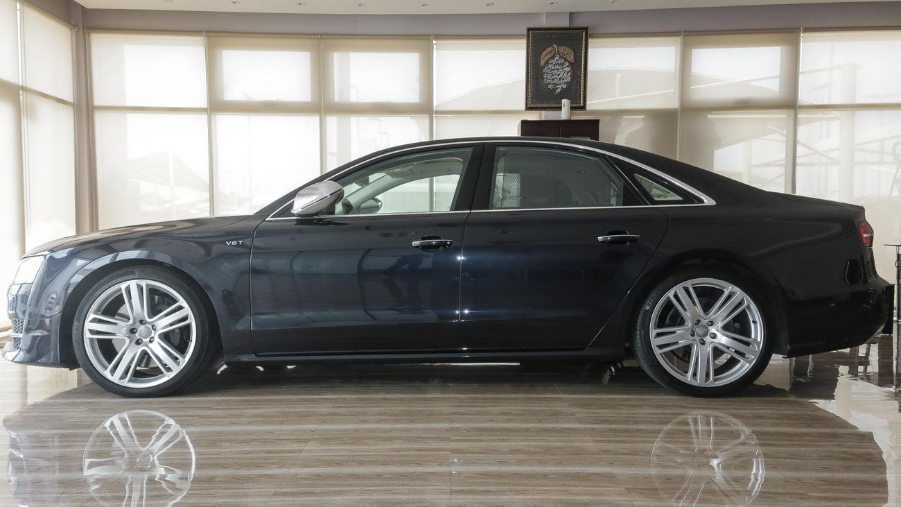 Audi S8 V8T