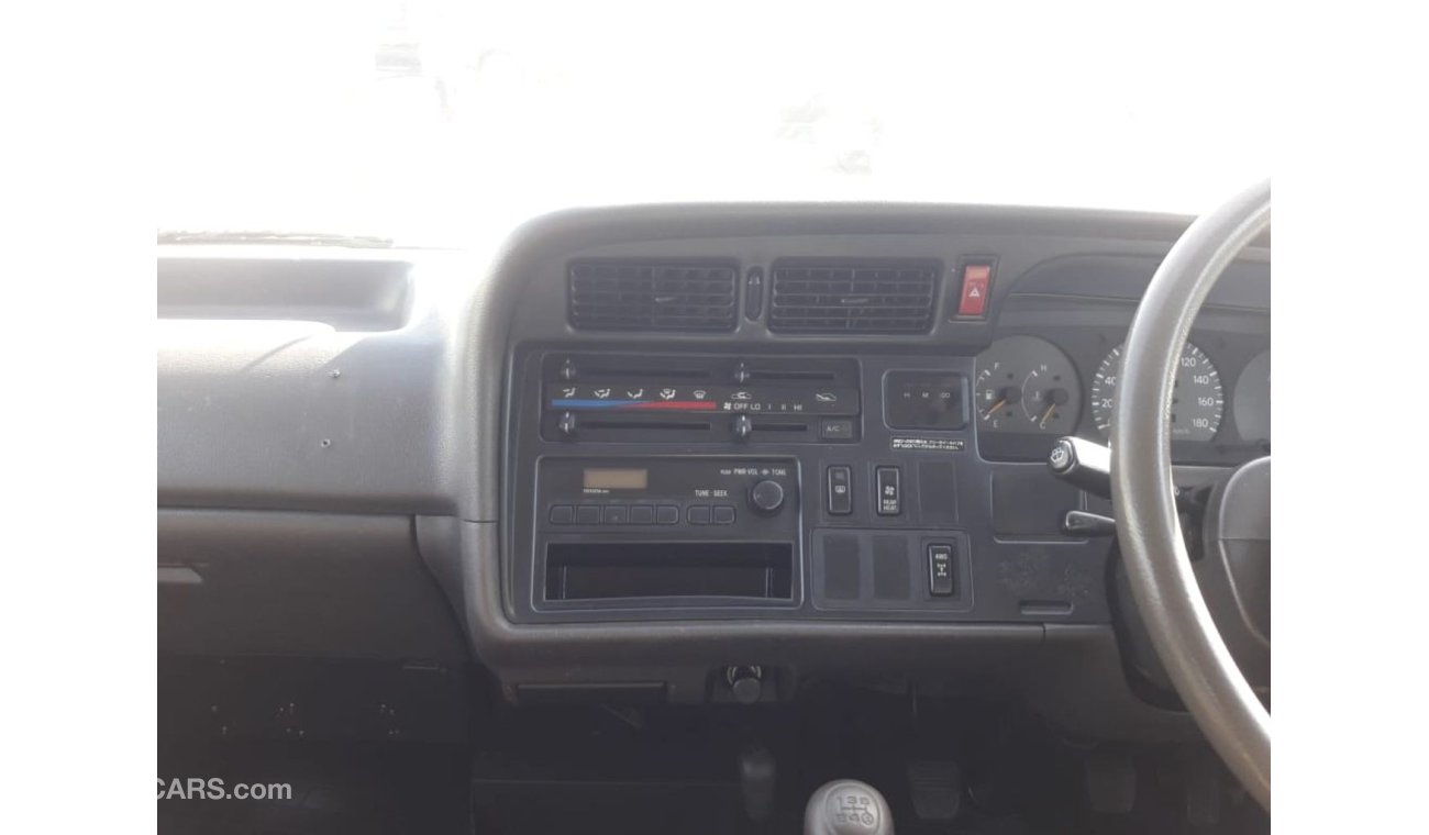 Toyota Hiace Hiace Ambulance RIGHT HAND DRIVE (Stock no PM 431 )