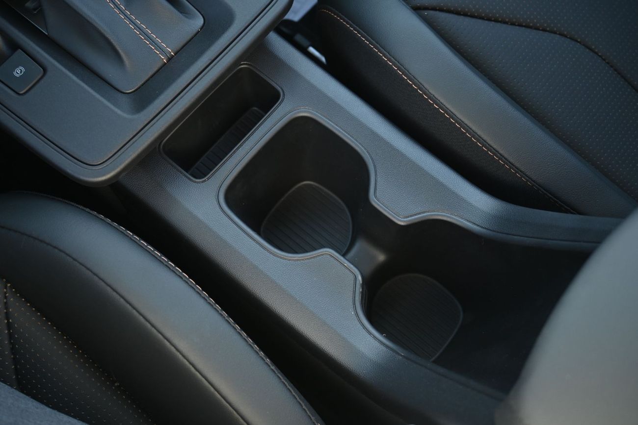 Toyota Corolla Cross Toyota Corolla Cross New Shape 2.0L Hybrid, FWD Model 2025