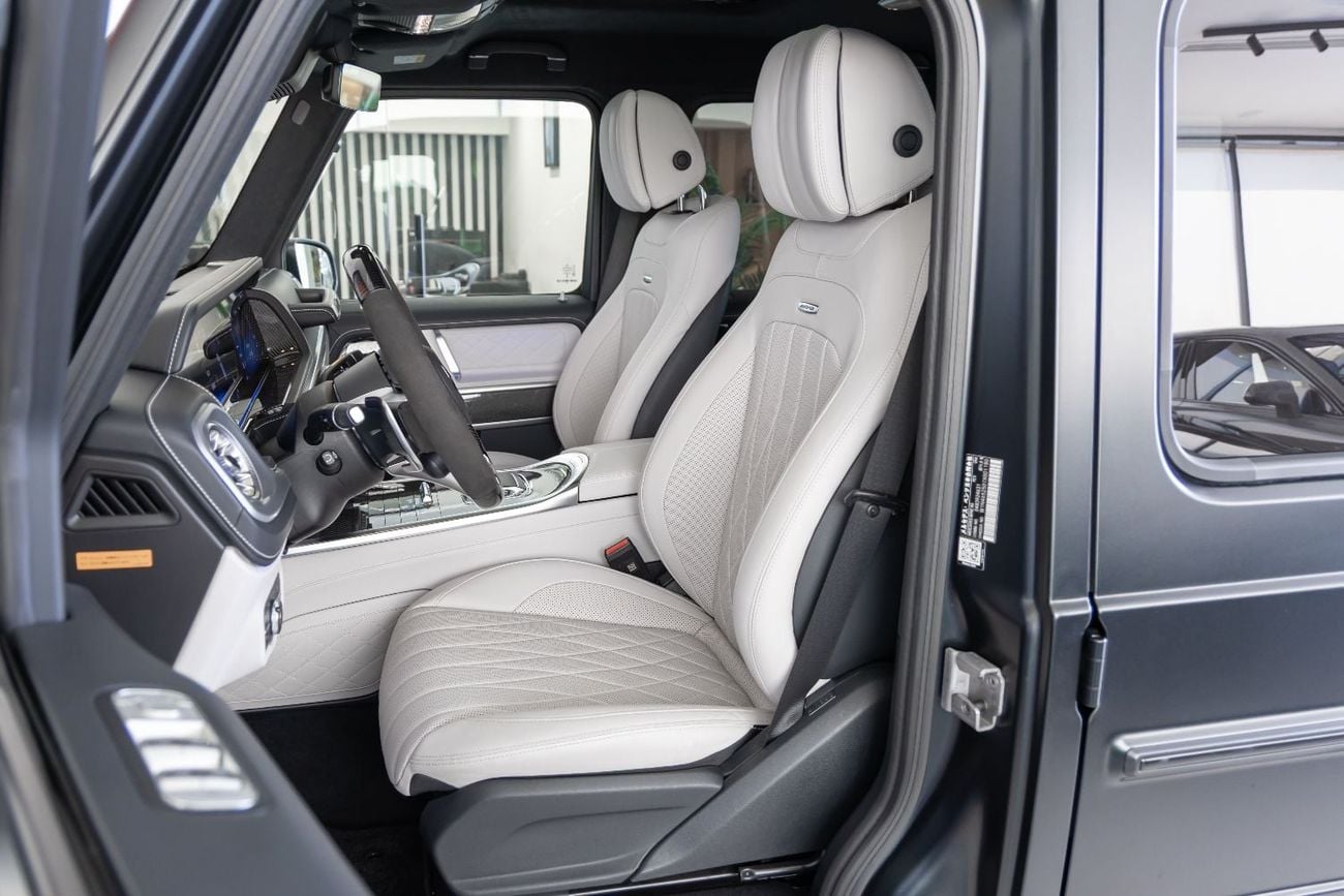 Mercedes Benz G63 AMG STANDARD Mercedes-Benz G63 AMG | 2025 | Performance Package | V8 4.0L Twin-Turbo | 585 HP
