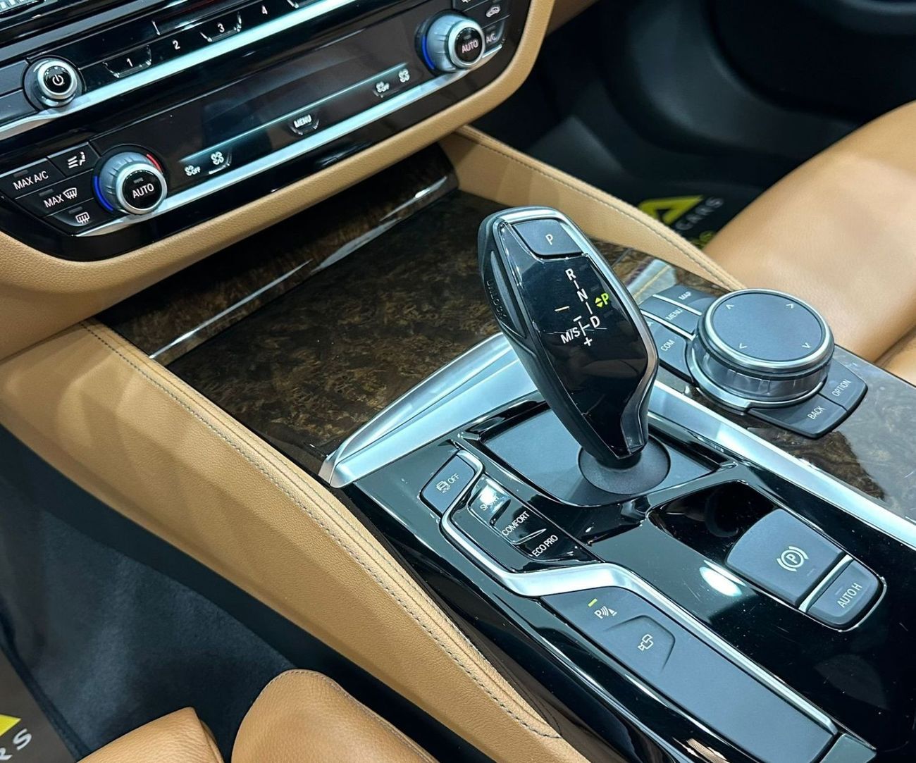 BMW 540i M Sport 2019 BMW 540i M-Sport, October 2028 BMW Service Pack, Warranty, Low Kms, GCC