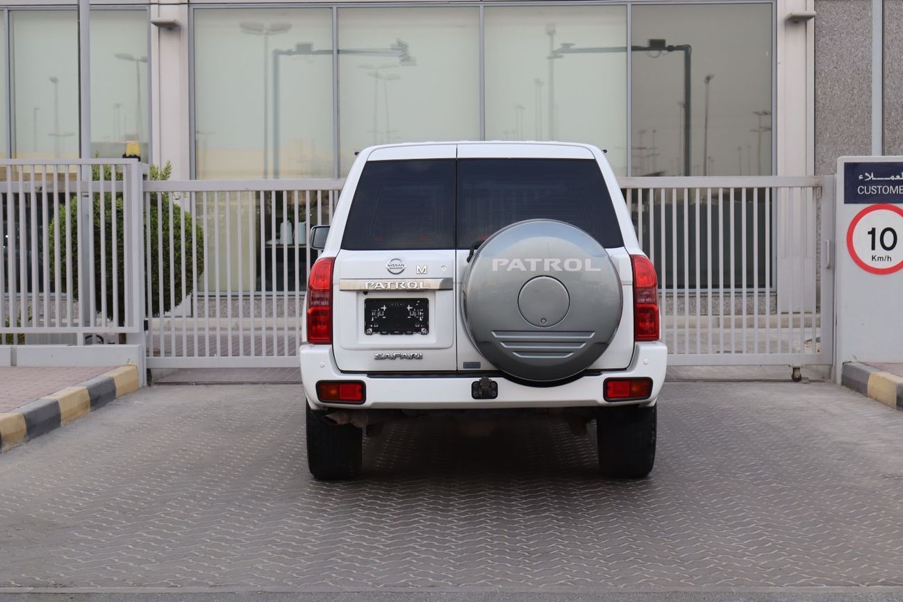 Nissan Patrol Super Safari