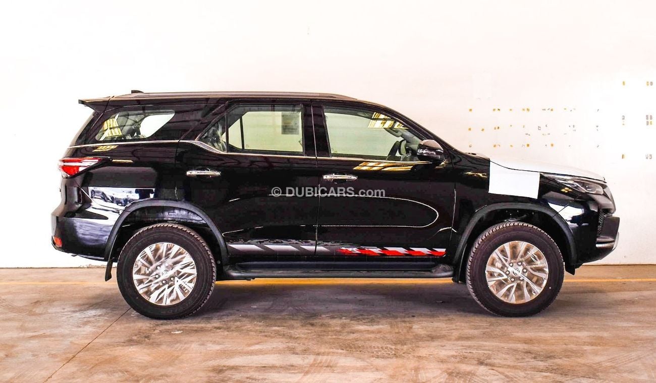 Toyota Fortuner 2023 Toyota Fortuner 4x4 4.0 High Option P AT | Climate Control + Cruise Control + Rear Cam + Diff L