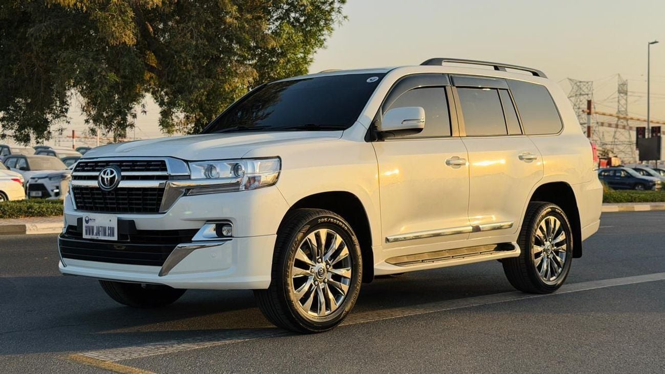 Toyota Land Cruiser PUSH START | V8 DIESEL ENGINE | SUNROOF | AUTOMATIC | PARKING SENSORS