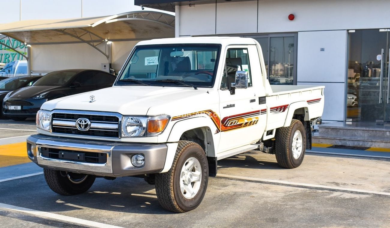 Toyota Land Cruiser Pick Up TOYOTA LAND CRUISER PICK UP LX V6 SINGLE CABIN 2022 EXPORT PRICE