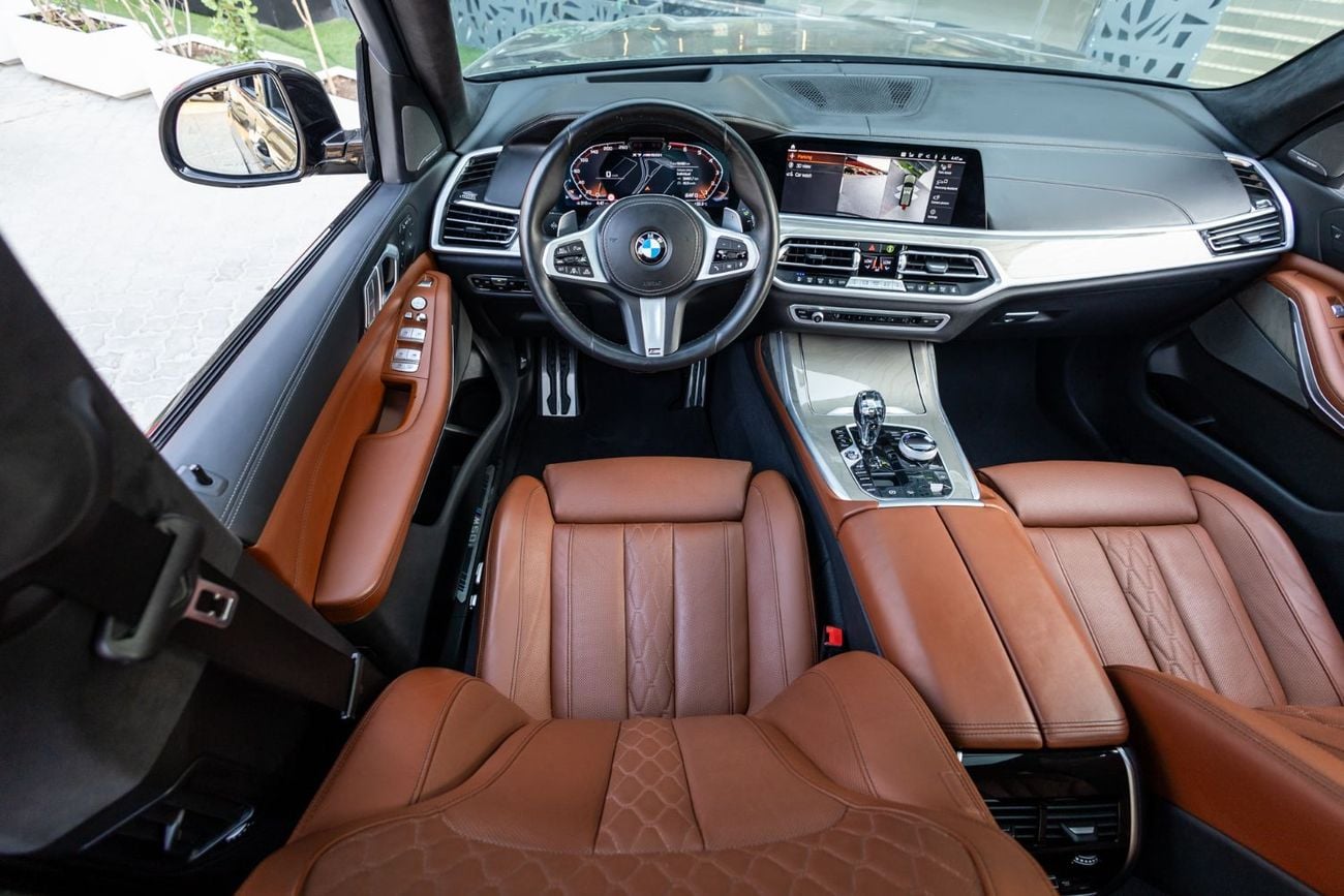 BMW X7 M50i BMW X7 Xdrive M-Sport (LOW MILEAGE) 2022 GCC | Warranty