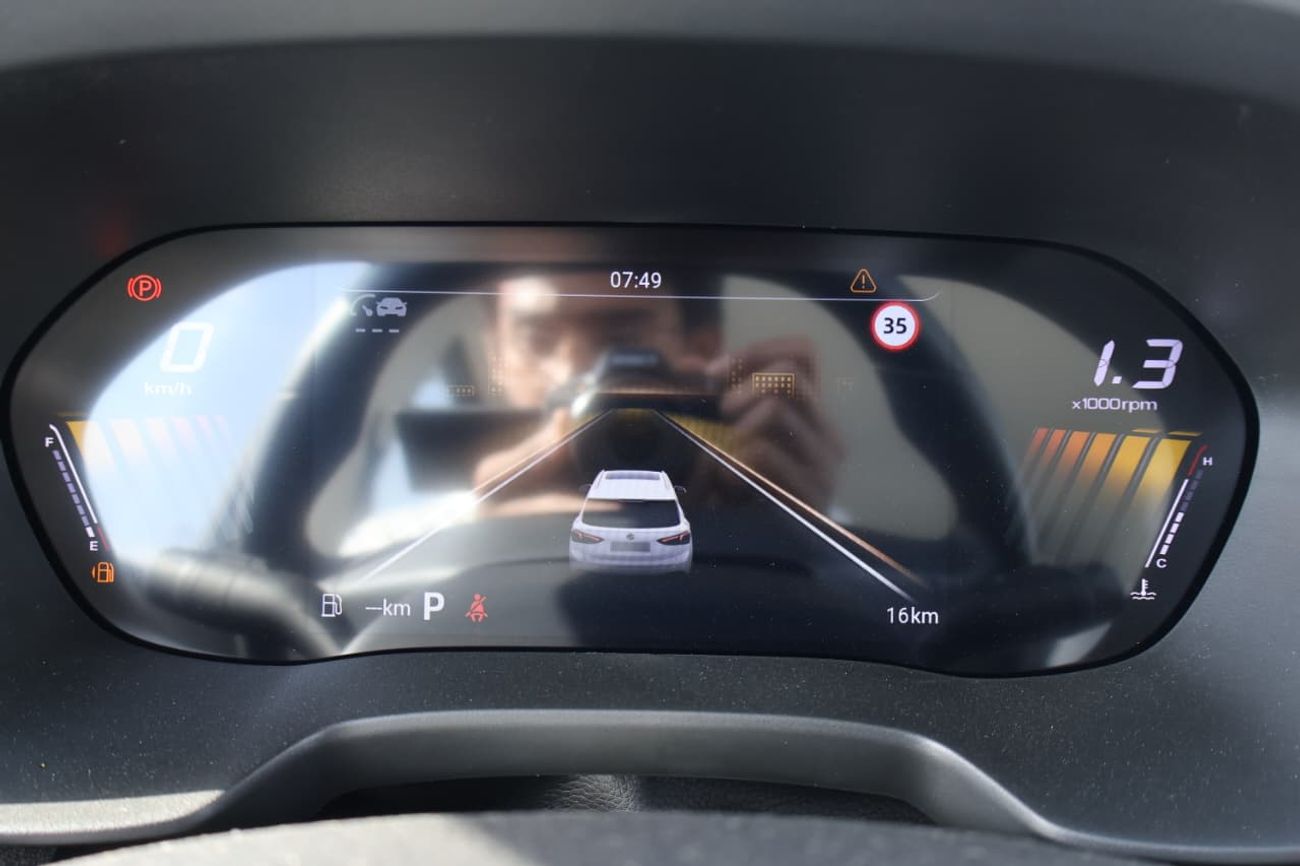 MG ZS 2024 MG ZS 1.5L AT STD option European spec