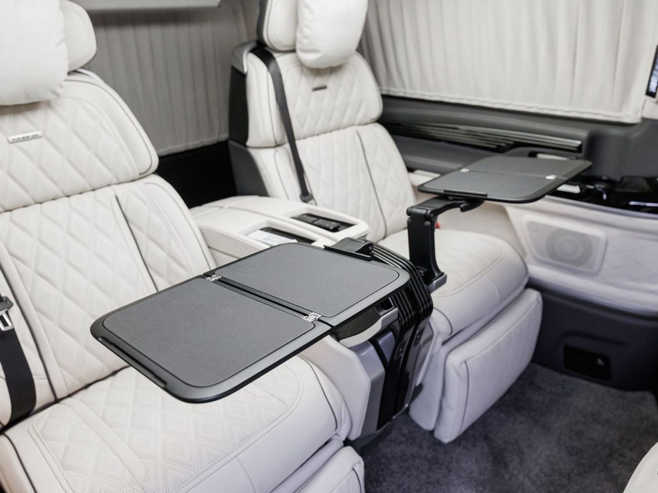 Mercedes Benz V300 AVANTGARDE MBS GRAVITY ZERO VIP