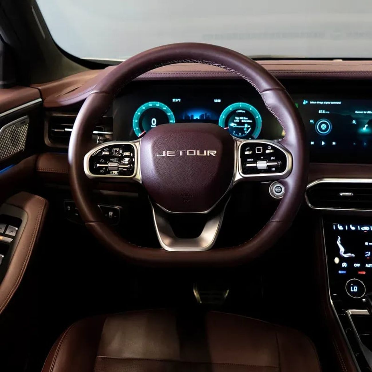 Jetour X90 Plus 2.0T AED 1,628 pm • 0% Downpayment • X90 Plus Luxury • Elite Warranty