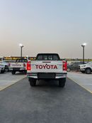 Toyota Hilux S GLX 2.4L AWD A/T