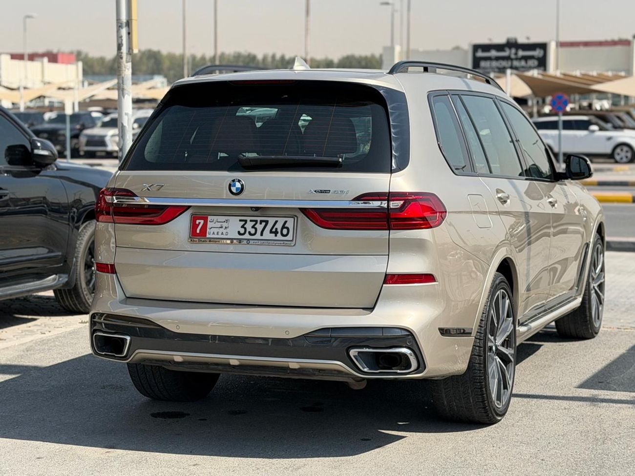 BMW X7 40i M Sport Premium 3.0L BMW X7 X-Drive 40i M Package / GCC / 2019 / Full AService History / Origina