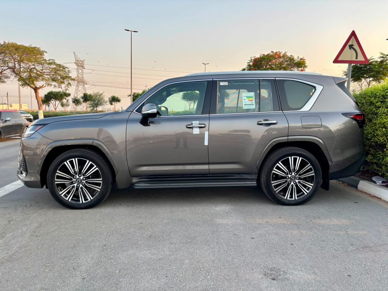 Lexus LX700h SIGNATURE